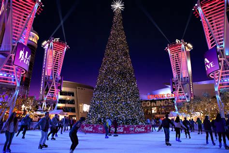 la kings ice skating rink outdoor